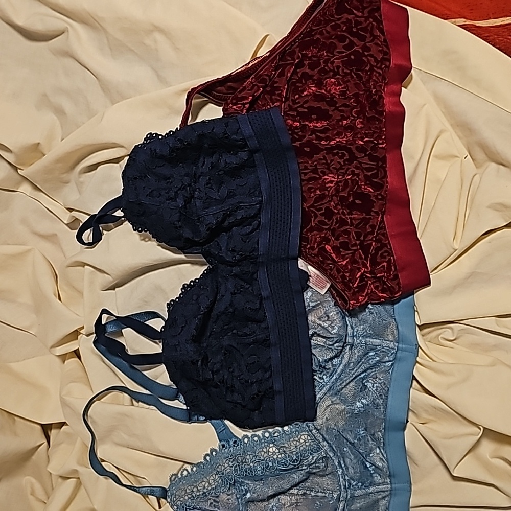 Bra - Picture 3 of 4